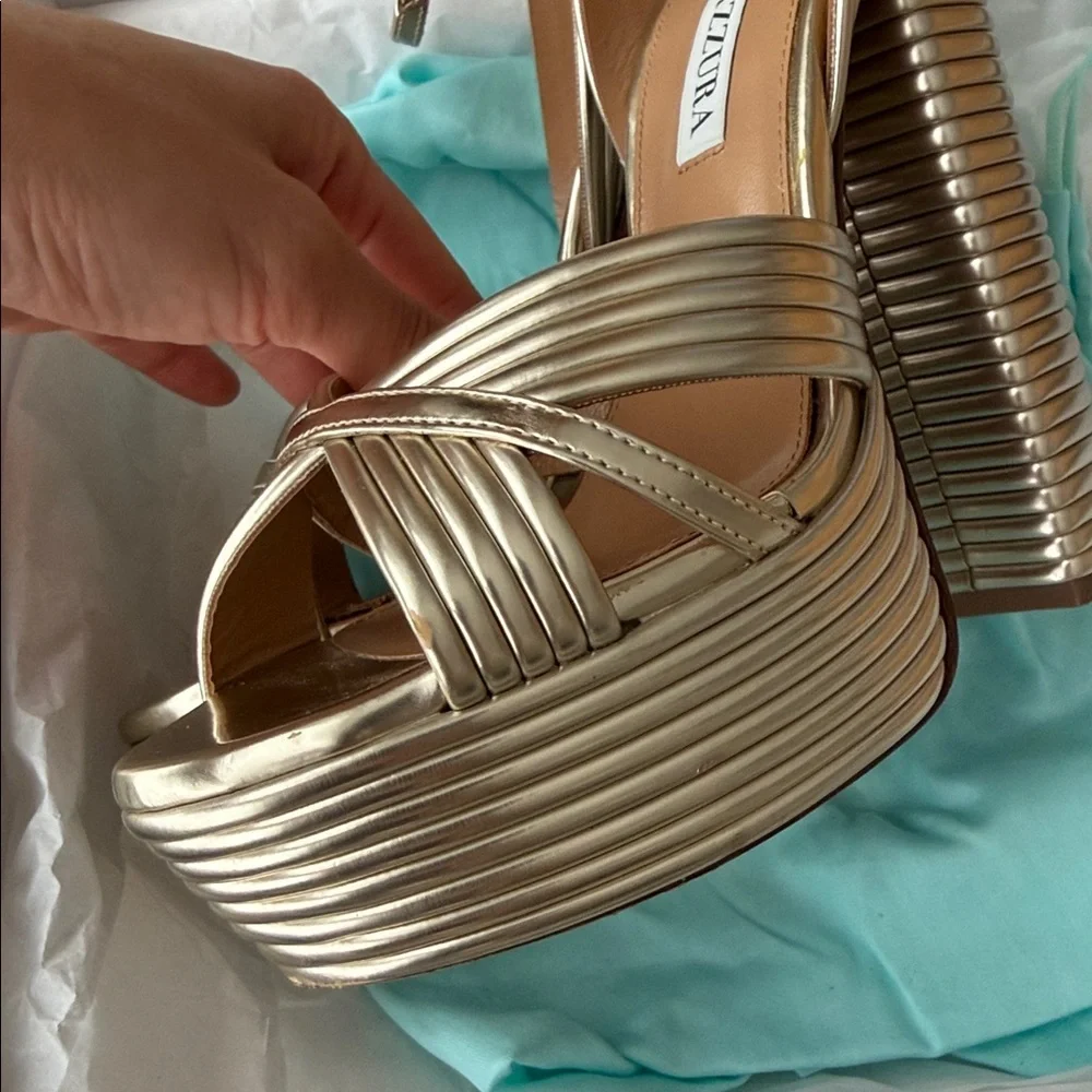 Aquazzura Sundance Plateau 140 (Light Gold)
